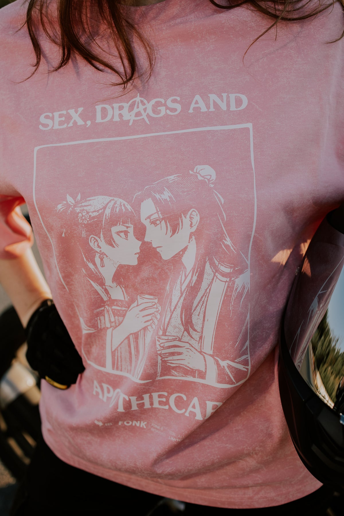 T-SHIRT Sex, Drugs and Apothecary - Apothecary Diaries anime, unisex, marble pink